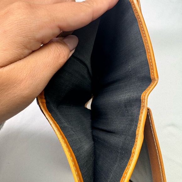 Fendi wallet - Picture 6 of 9